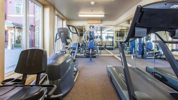 Luxury Condo, 2 Bedrooms (Sunstone #329) | Fitness facility
