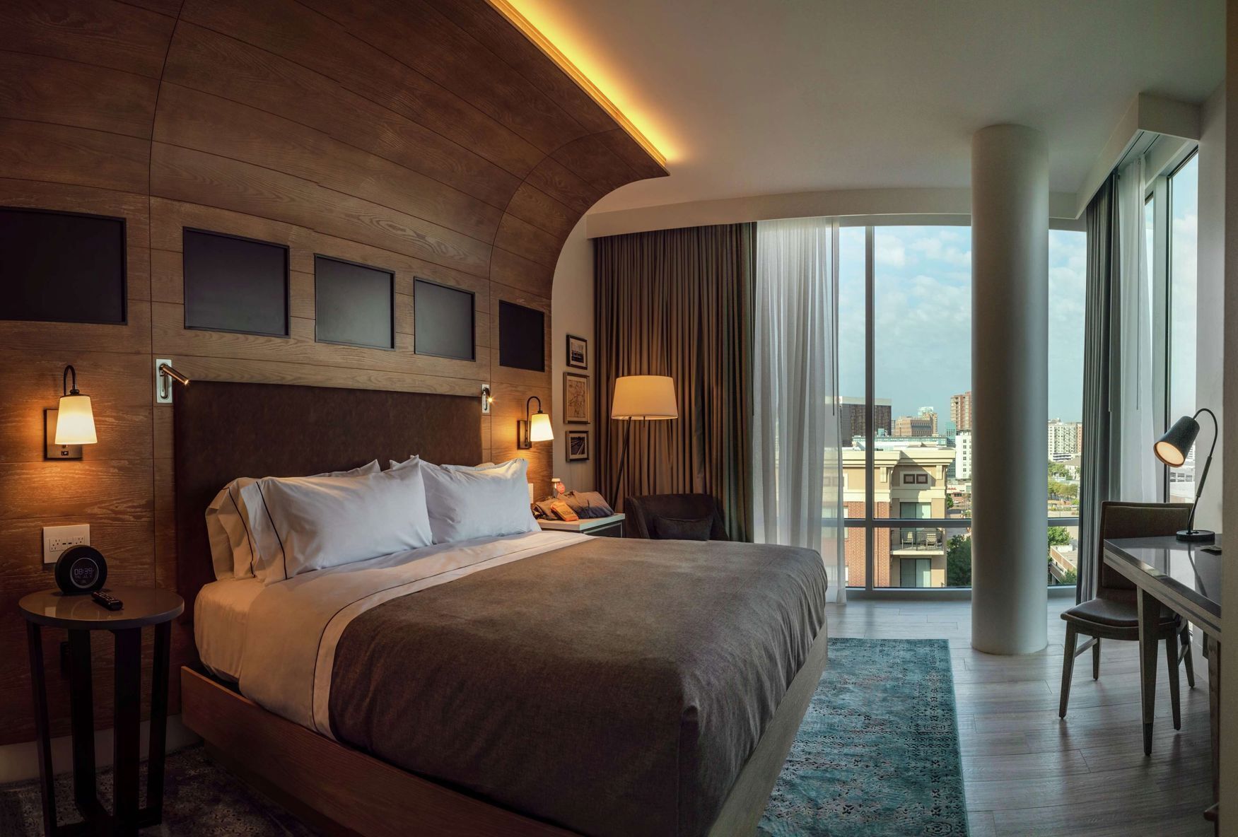 Premium bedding, in-room safe, desk, blackout drapes
