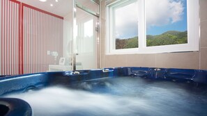 Maisonette, Whirlpool (Mercury) | Whirlwanne