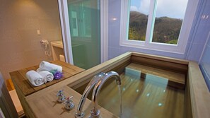 Maisonnette, hot tub (Blanco) | Extra diep bad