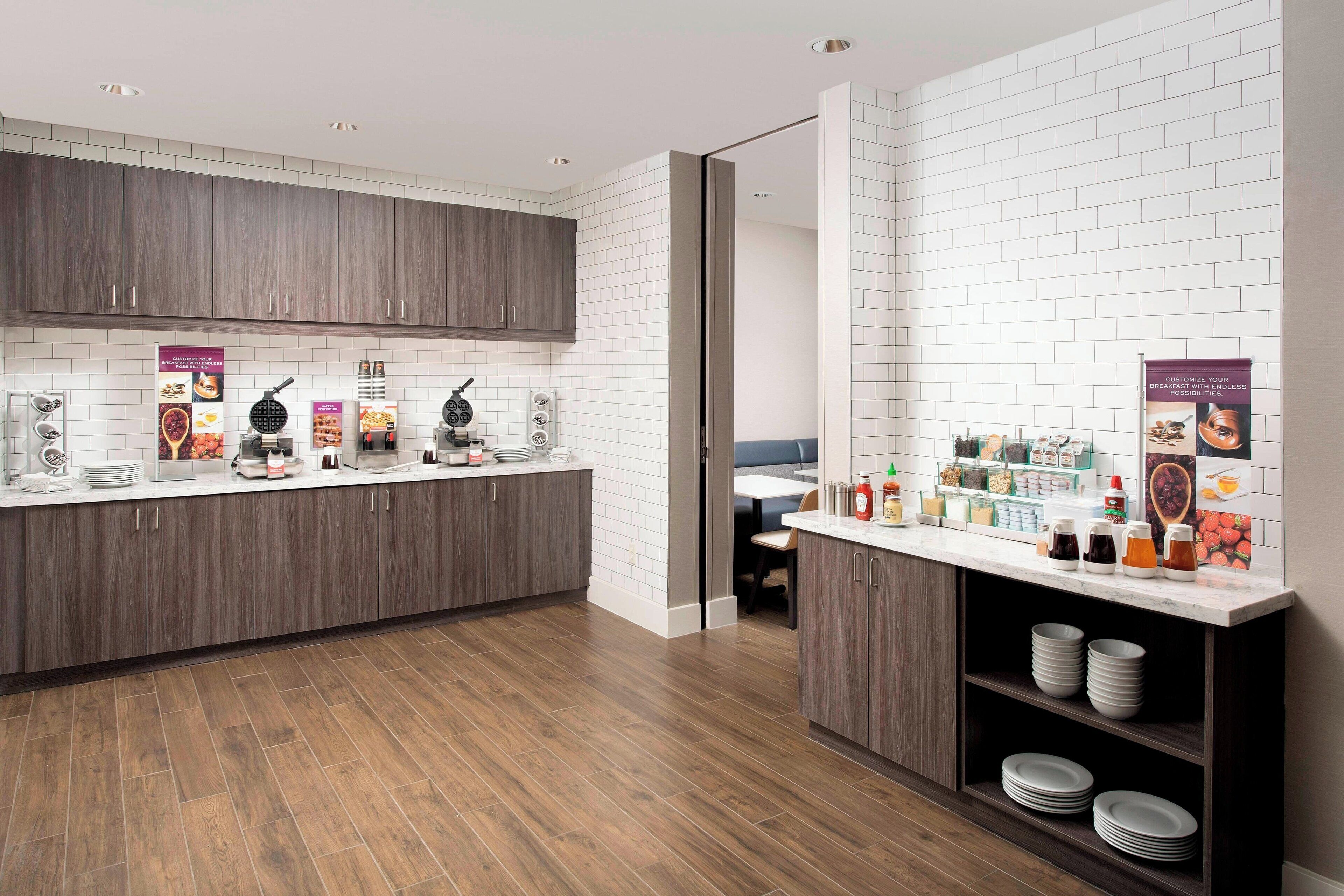 free daily full breakfast