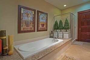 Townhome, 4 Bedrooms, Mountain View (Timbers #1033) | Deep-soaking bathtub - Timbers 1033 (Mammoth Lakes)