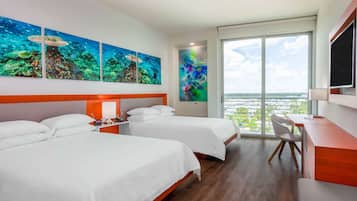 Egyptian cotton sheets, premium bedding, down duvets, in-room safe