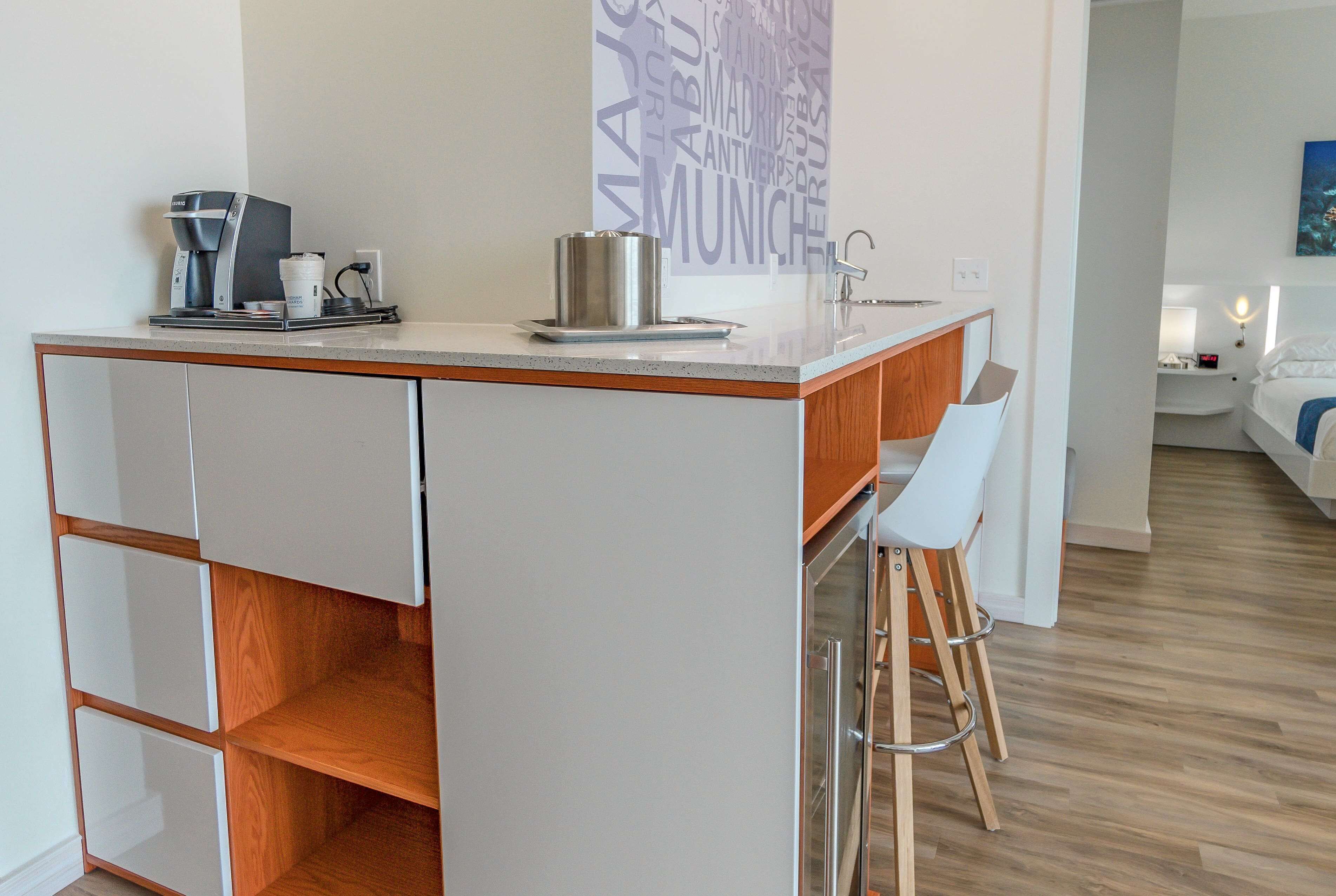 Photo - Maritime Hotel Fort Lauderdale Airport & Cruiseport