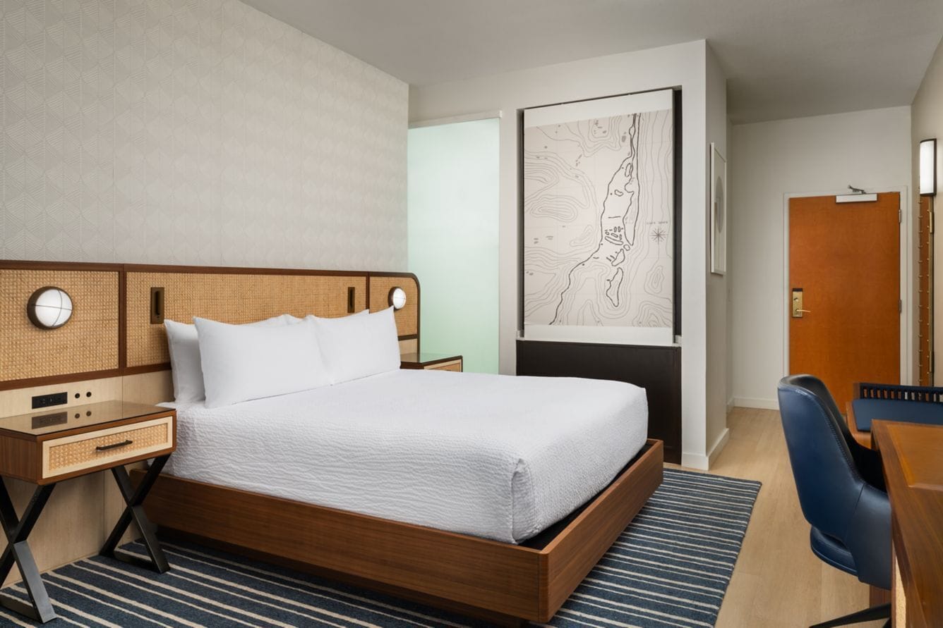 Værelse - 1 kingsize-seng - balkon (Hearing Accessible) | Egyptiske bomuldslagner, premium-sengetøj, dundyner