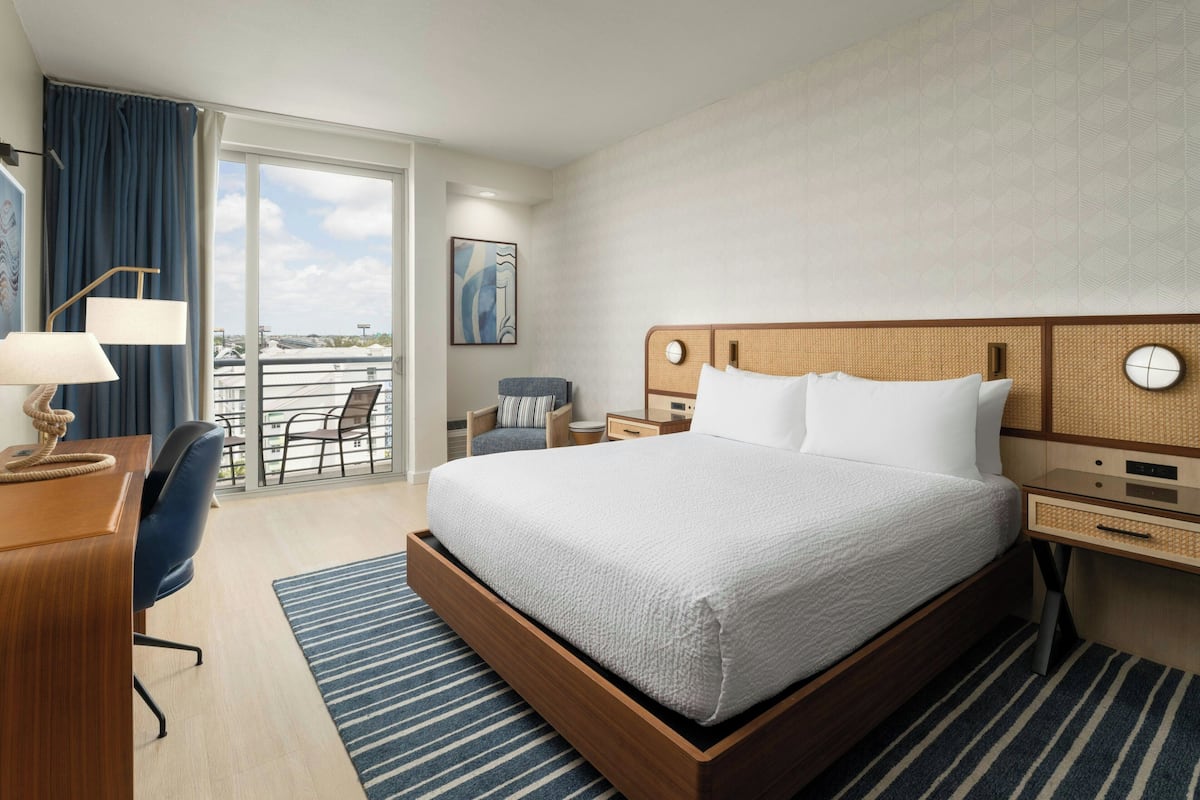 Kamer, 1 kingsize bed, balkon | Lakens van Egyptisch katoen, luxe beddengoed, donsdekens