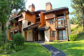 Condo, 4 Bedrooms (Snowcreek #474 Phase III) | Front of property - Snowcreek 474 Phase III (Mammoth Lakes)