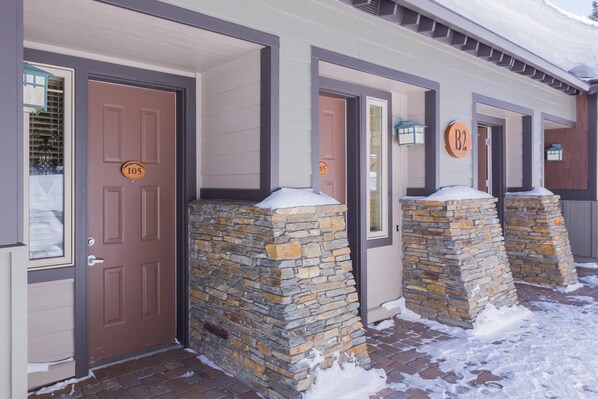 Townhome, 2 Bedrooms (Mammoth Green #105) | Vichy shower - Mammoth Green 105 (Mammoth Lakes)