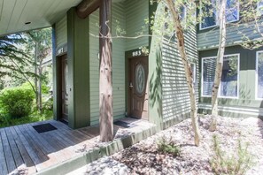 Property entrance - Snowcreek 883 Phase V (Mammoth Lakes)