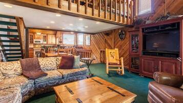 Townhome, 4 Bedrooms (Snowcreek #320 Phase II) | Living area | 46-inch flat-screen TV with cable channels, TV