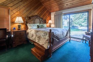 Pientalo, 4 makuuhuonetta (Snowcreek #320 Phase II) | 4 makuuhuonetta, silitysrauta/-lauta, ilmainen Wi-Fi, vuodevaatteet