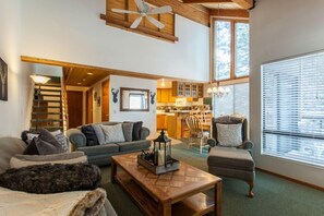 Appart'hôtel, 2 chambres (Val d'Isere #21) | Salle de séjour