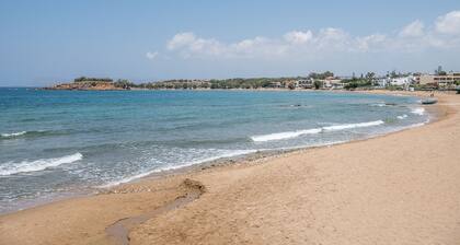 Viihtyisä 2 makuuhuoneen apt meren edessä