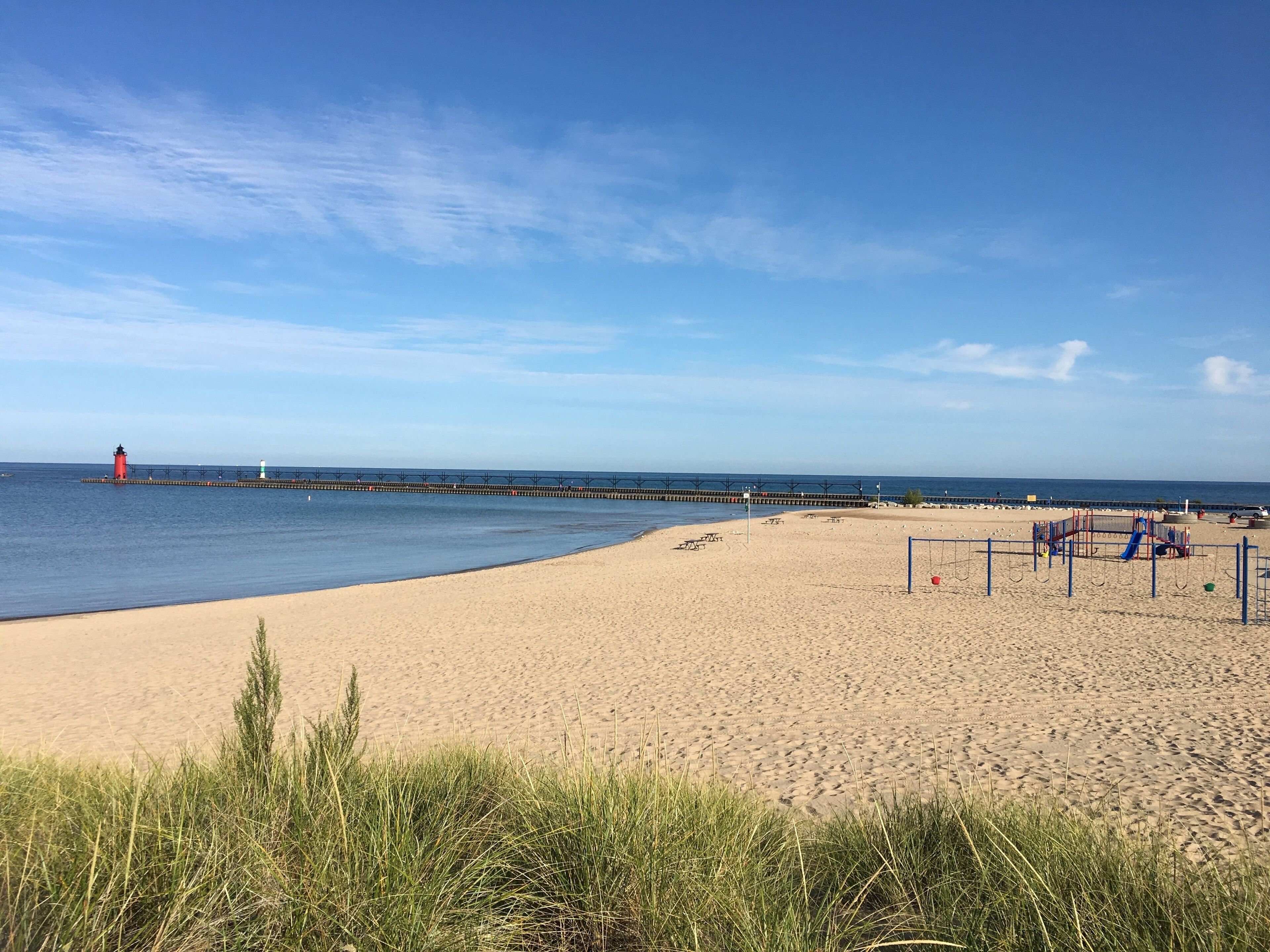 沙滩椅、沙滩毛巾