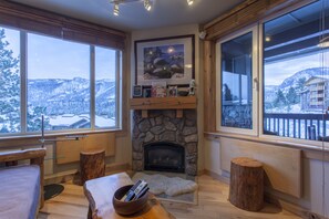 Appart'hôtel, 2 chambres, vue montagne (Juniper Springs Lodge #426) | 2 chambres, minibar, décoration personnalisée, Wi-Fi gratuit