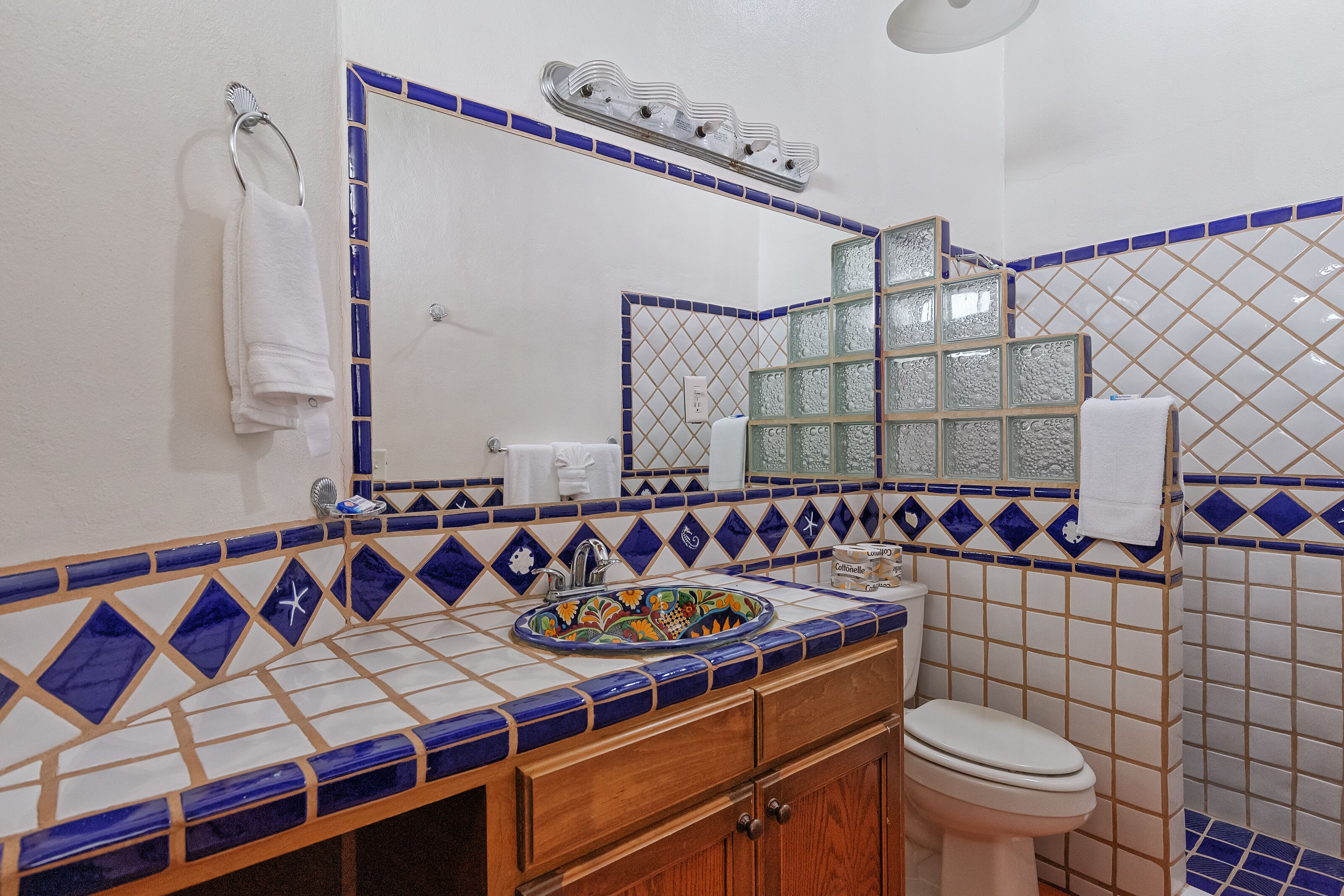 Shower, towels