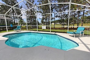 Outdoor pool - 684od 5 Bedroom Home by RedAwning (Davenport)