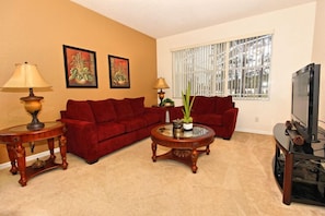 House, 5 Bedrooms | Interior - 684od 5 Bedroom Home by RedAwning (Davenport)