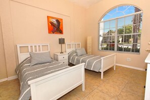 Villa, 5 Bedrooms | 5 bedrooms, free WiFi, bed sheets - 351bs 5 Bedroom Villa by RedAwning (Davenport)
