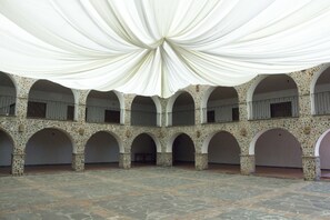 Terrace/patio - Hotel El Cristo (San Pedro Cholula)