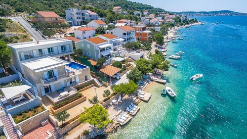 Villa La Perla - beachfront villa for ten, private pool and amazing views by MyWaycation