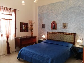 2 Schlafzimmer, Bügeleisen/Bügelbrett, Internetzugang, Bettwäsche