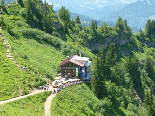 Gemütlich eingerichtet, lichtdurchflutet und mit Oberstaufen Plus Karte