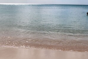 Beach nearby - Welcome to Residence Madelia in Guadeloupe (Port-Louis)