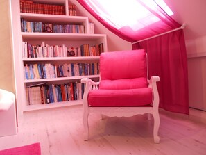 Interior - Calvados, 800m from the landing beaches, fully renovated 8-person gîte (Bernières-Sur-Mer)