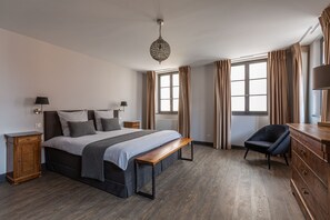 2 chambres, fer et planche à repasser, lit parapluie, Wi-Fi