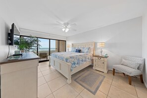 3 slaapkamers, een strijkplank/strijkijzer, reisbedje, gratis wifi