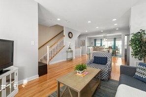 Smart TV, music library, video library