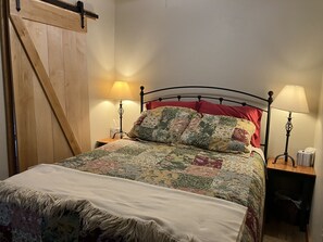 1 bedroom, iron/ironing board, bed sheets, wheelchair access