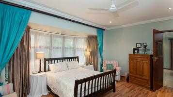 1 多间卧室、办公桌、熨斗/熨衣板、WiFi