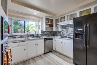 15 minutos a Disneyland, 30 minutos a la playa, cómodo, espacioso y aprobado por niños