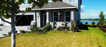 Geräumige 5BR Luxury Home-Yards von Moses Lake freien Start und Docks für 16+