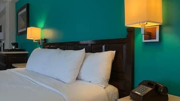 Caja de seguridad en la habitación y escritorio