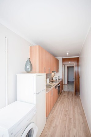 Unclassified image, 5 of 49, button