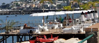 Light vacation apartment in Forio (Isola d 'Ischia - NA)