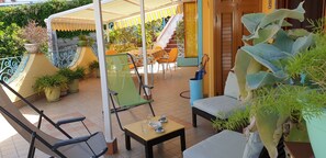 Outdoor dining - Light vacation apartment in Forio (Isola d 'Ischia - NA) (Casamicciola Terme)