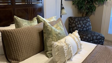 3 dormitorios, tabla de planchar con plancha, wifi gratis y ropa de cama
