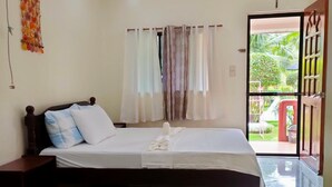 Desk, WiFi (free), bed sheets