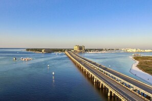 Beach nearby - Luxury 16th Floor Condo with Breathtaking View! NEW FURNITURE! (Miramar Beach)