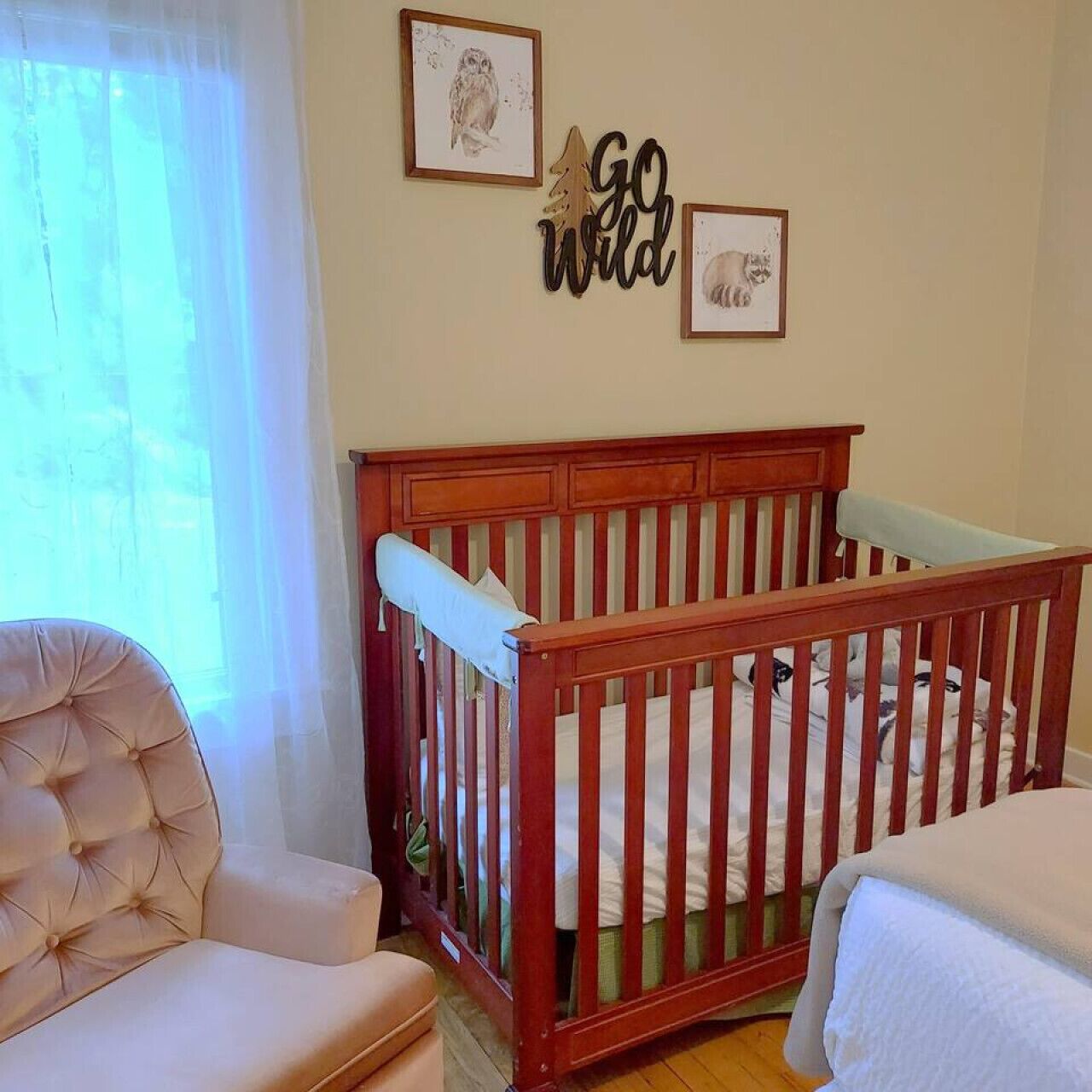 2 habitaciones, escritorio, tabla de planchar con plancha y wifi 