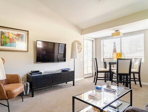 Smart-TV, DVD-Player