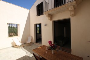 Outdoor dining - Antico Baglio Siciliano #4 (Partinico)