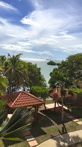 Faro Cabo Rojo Oceanfront Unit