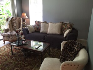 Fernseher, DVD-Player, Videothek