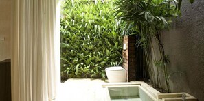 Villa, 2 Bedrooms, Private Pool | Bathroom