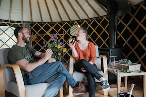 Premium bedding, pillow-top beds, individually decorated - Oasis Yurt Lodge (Wanaka)